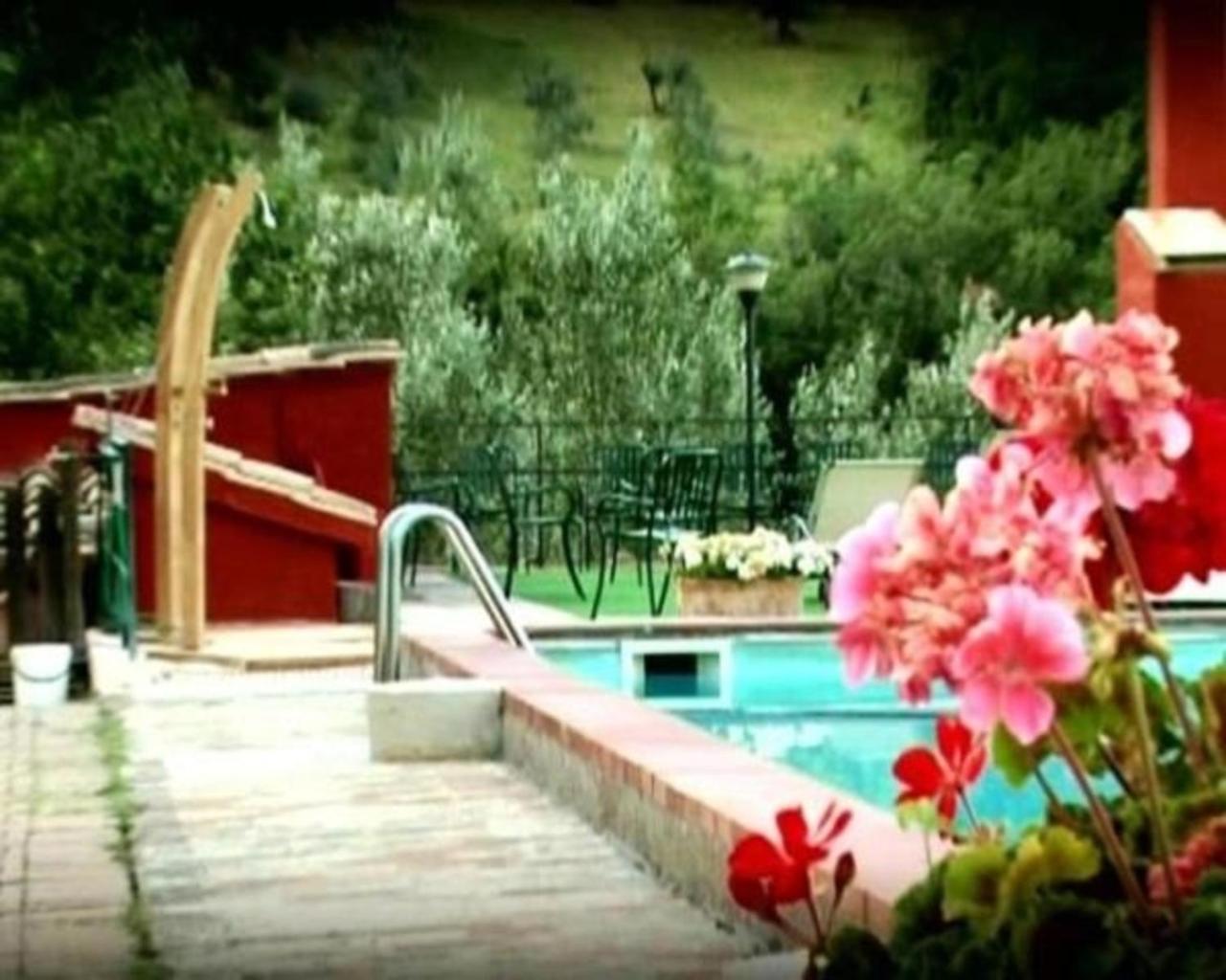 Il Poggio Dei Pettirossi Guest House Bevagna Eksteriør bilde