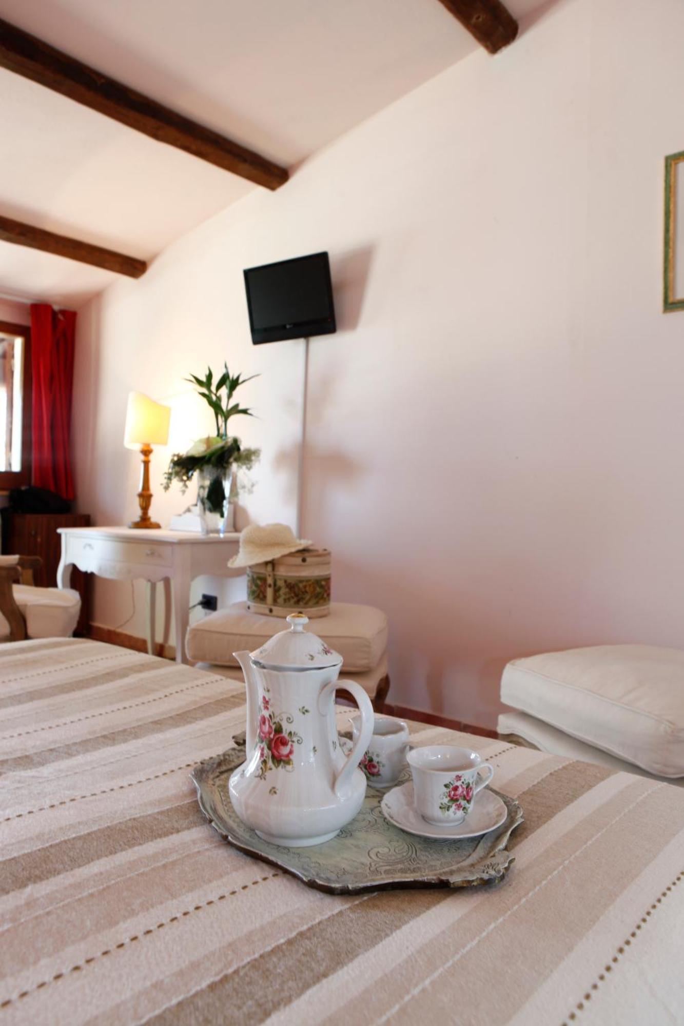 Il Poggio Dei Pettirossi Guest House Bevagna Rom bilde