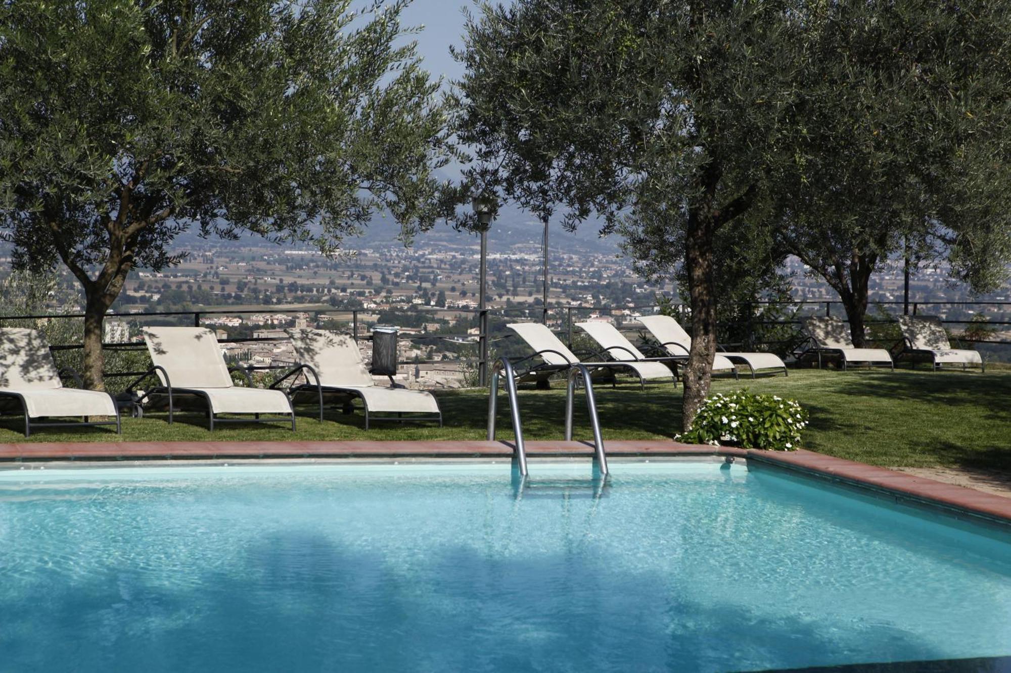 Il Poggio Dei Pettirossi Guest House Bevagna Eksteriør bilde